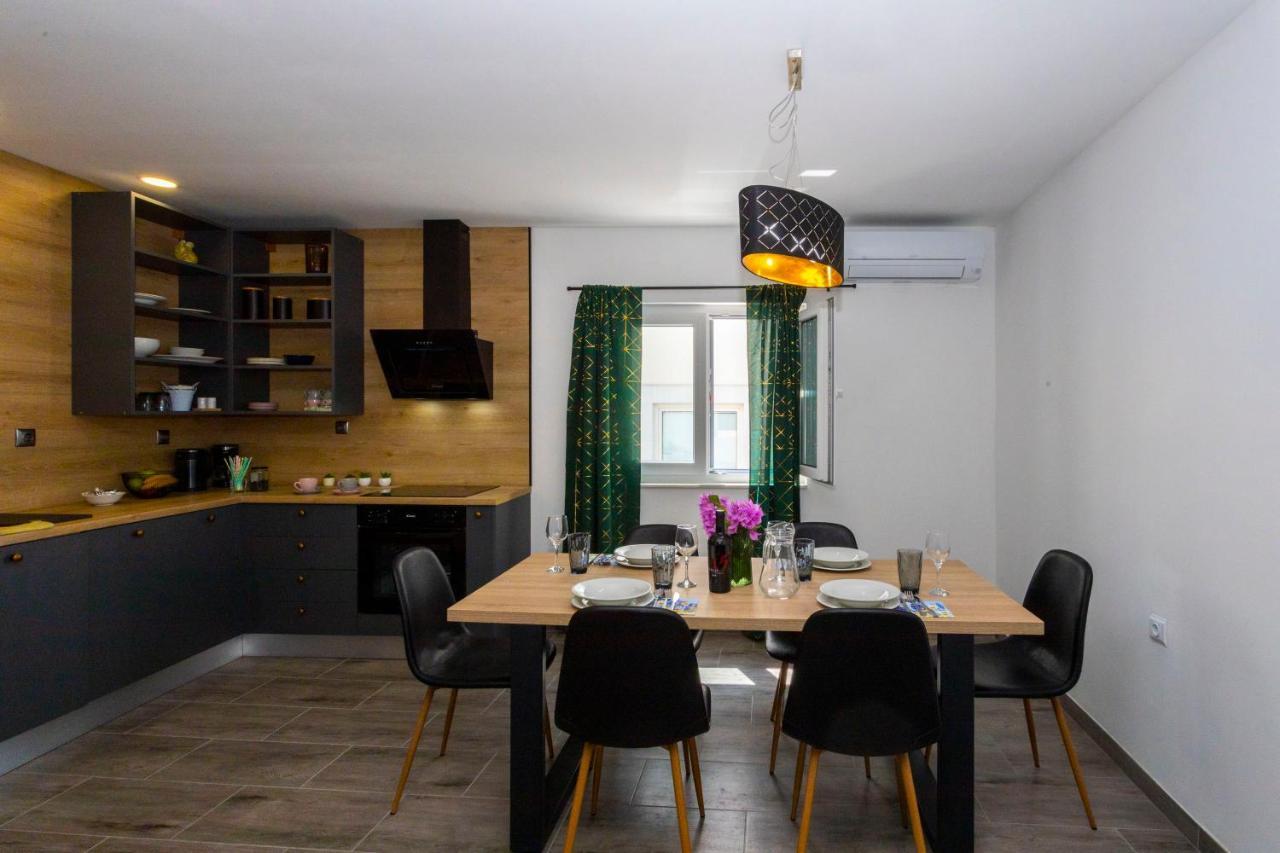 מאקרסקה City Apartment Nora, Old Town Located, Free Parking מראה חיצוני תמונה