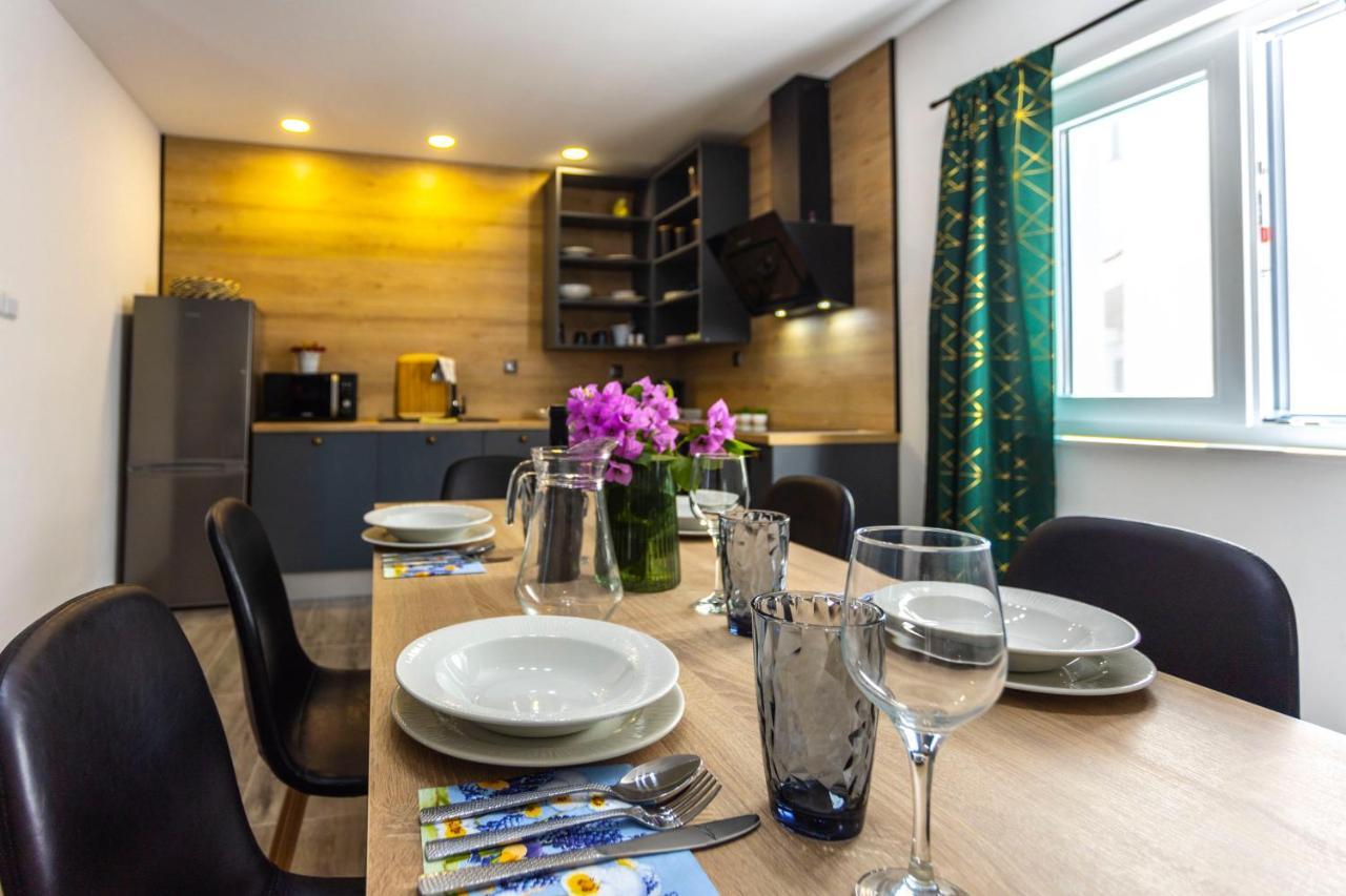 מאקרסקה City Apartment Nora, Old Town Located, Free Parking מראה חיצוני תמונה
