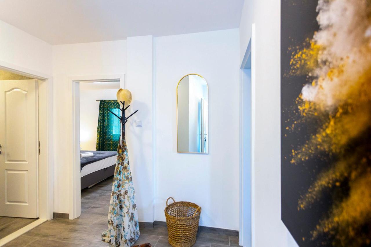 מאקרסקה City Apartment Nora, Old Town Located, Free Parking מראה חיצוני תמונה