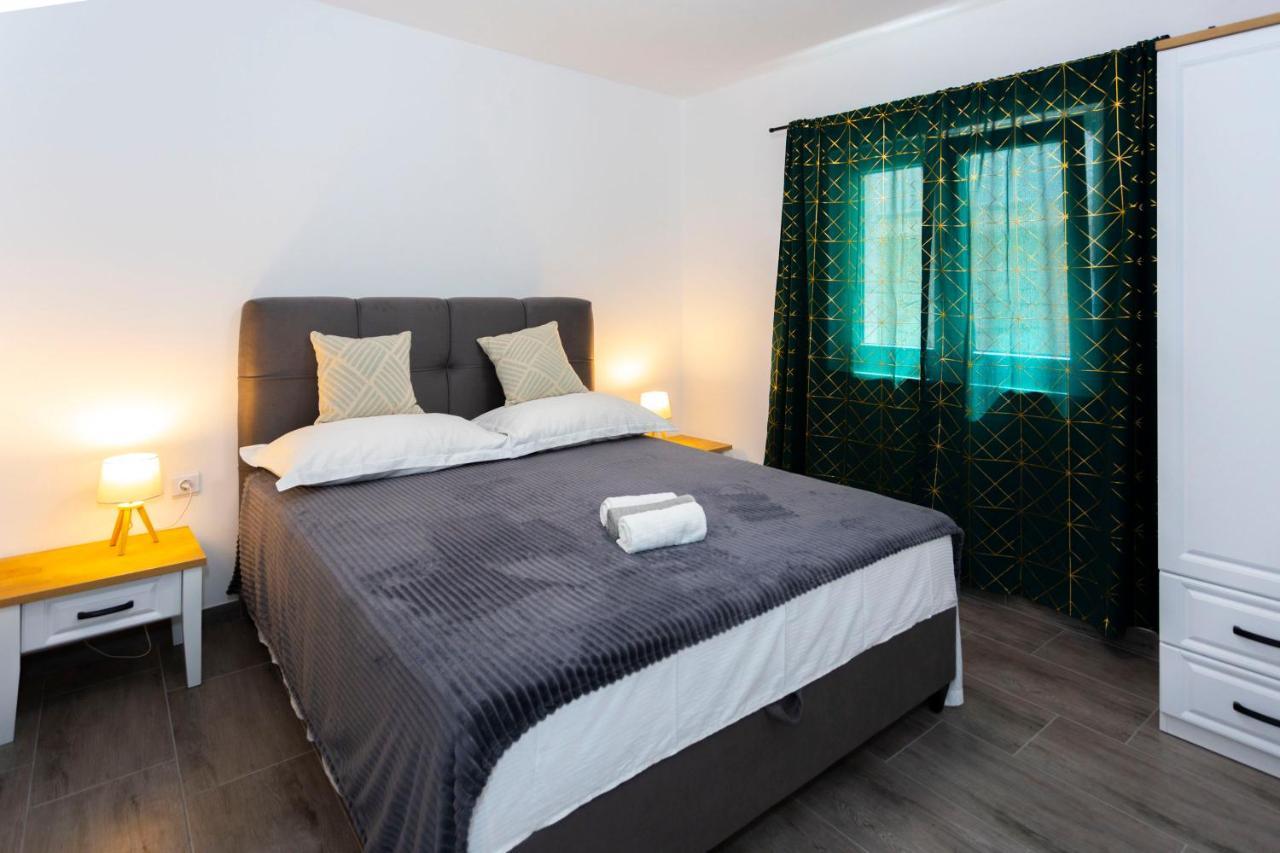 מאקרסקה City Apartment Nora, Old Town Located, Free Parking מראה חיצוני תמונה