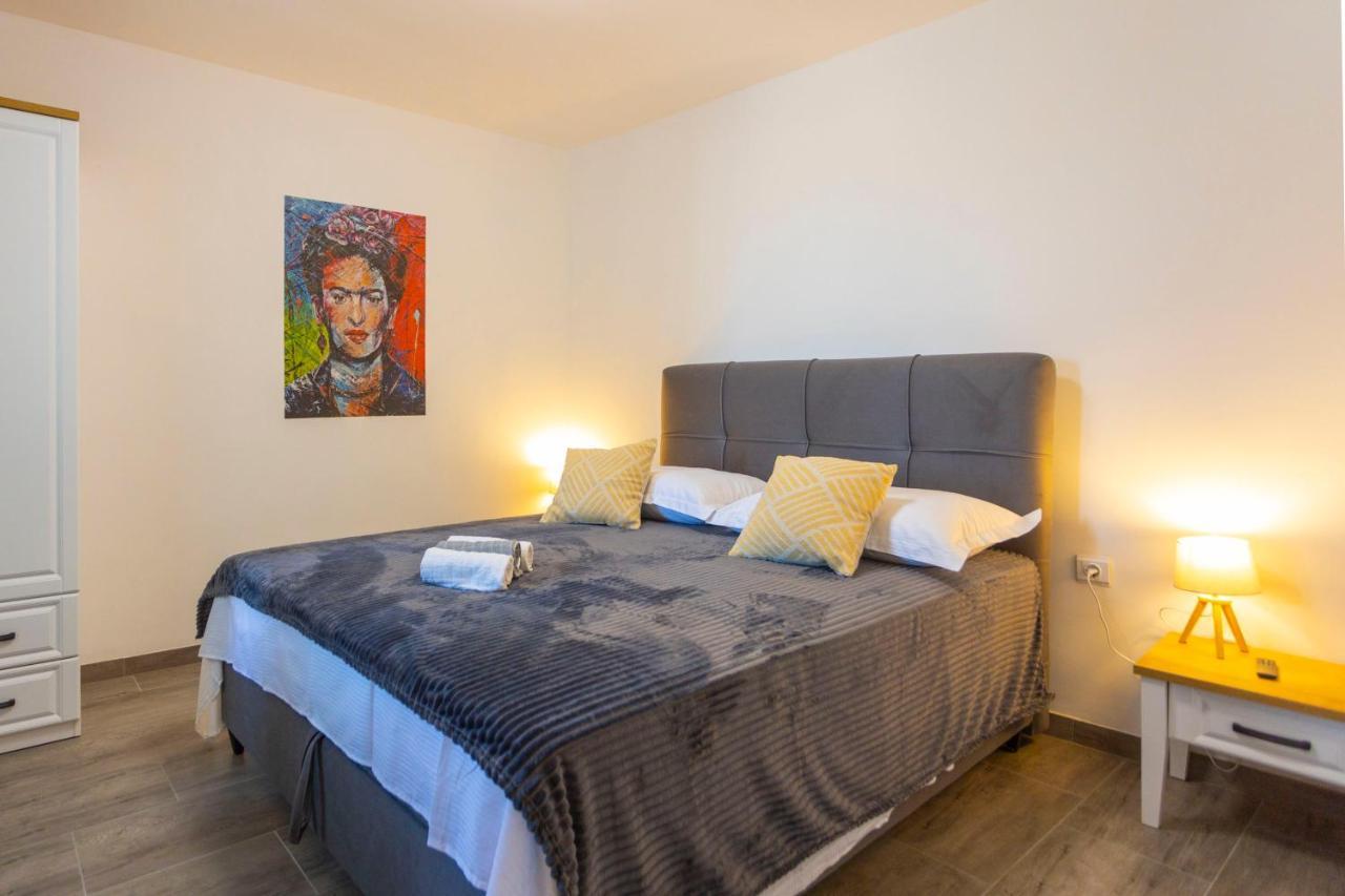 מאקרסקה City Apartment Nora, Old Town Located, Free Parking מראה חיצוני תמונה