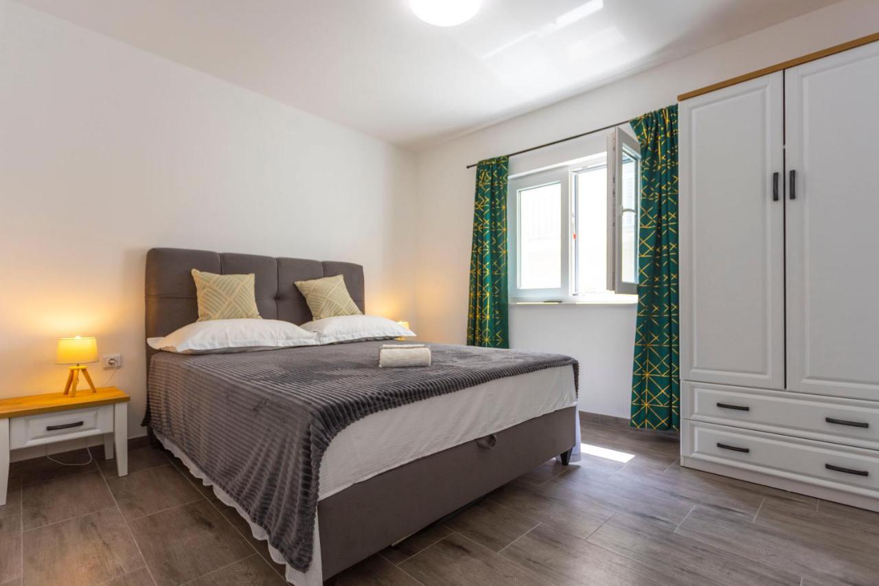 מאקרסקה City Apartment Nora, Old Town Located, Free Parking מראה חיצוני תמונה